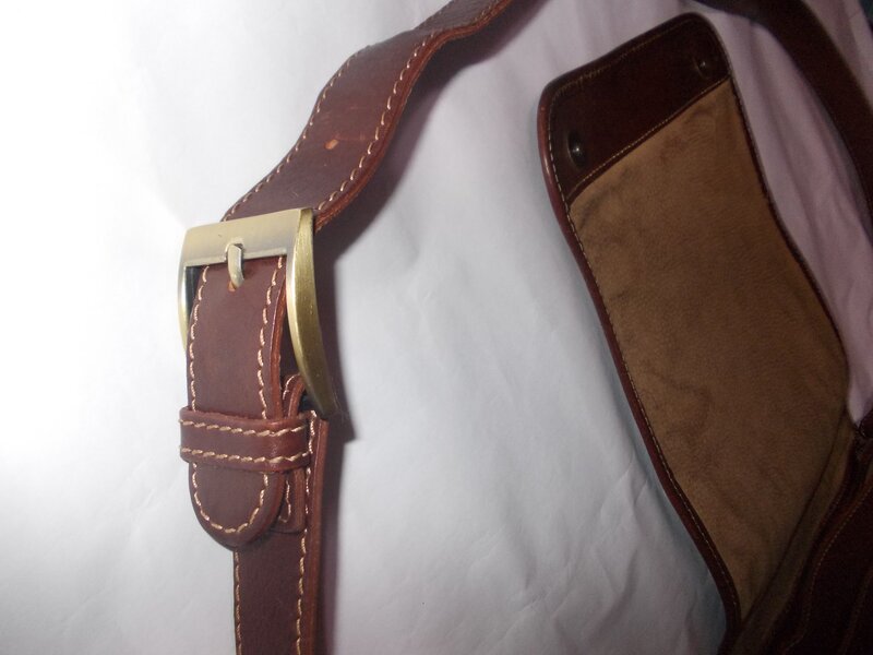 Borseta barbat, din piele naturala bivol, geanta medie, Italia, poze reale